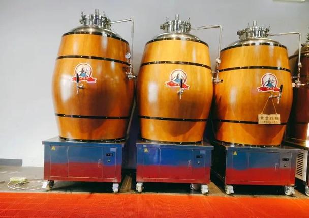 平安餐饮啤酒酿造设备怎么选？开精酿酒吧别花冤枉钱